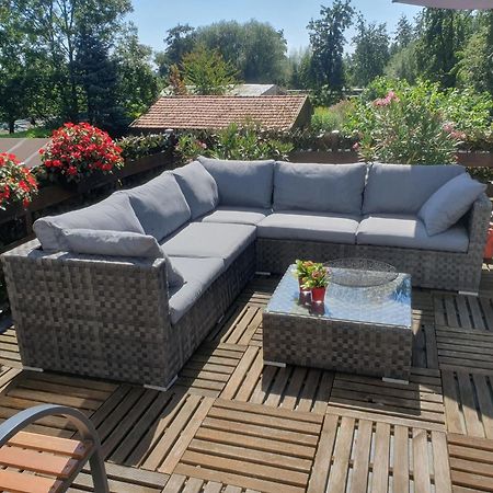 Zonnig Appartement Maasbommel. ภายนอก รูปภาพ