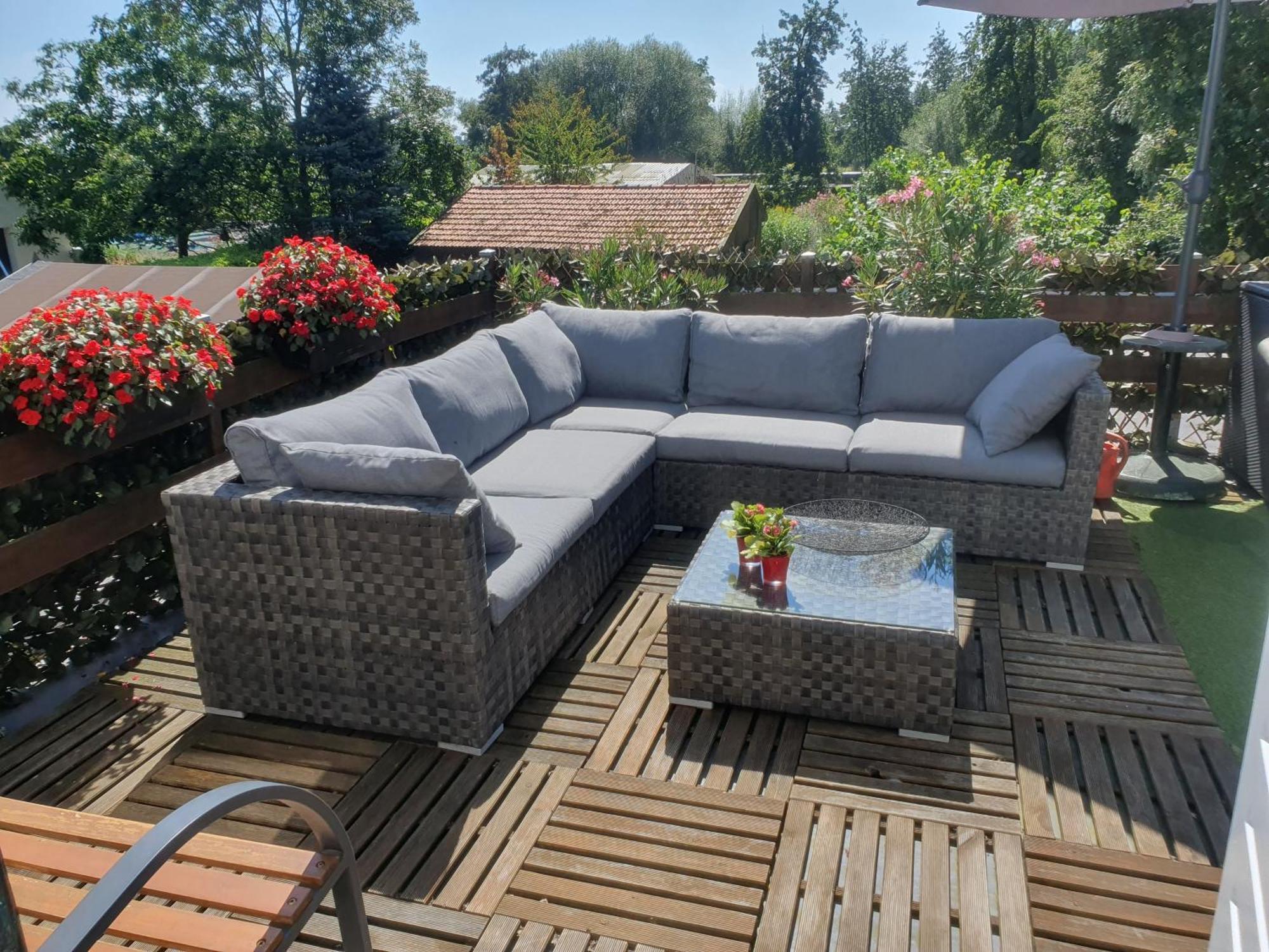 Zonnig Appartement Maasbommel. ภายนอก รูปภาพ