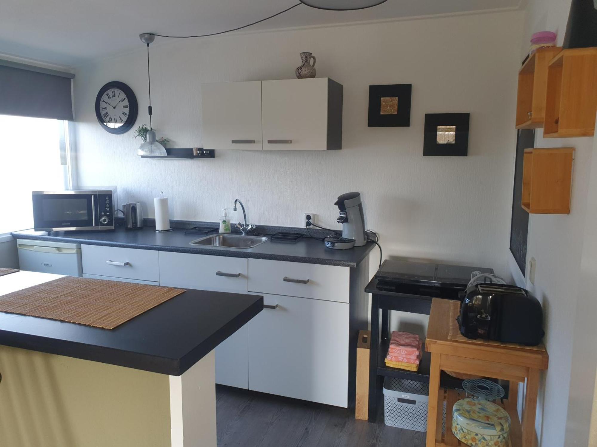 Zonnig Appartement Maasbommel. ภายนอก รูปภาพ