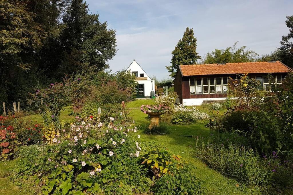 Zonnig Appartement Maasbommel. ภายนอก รูปภาพ